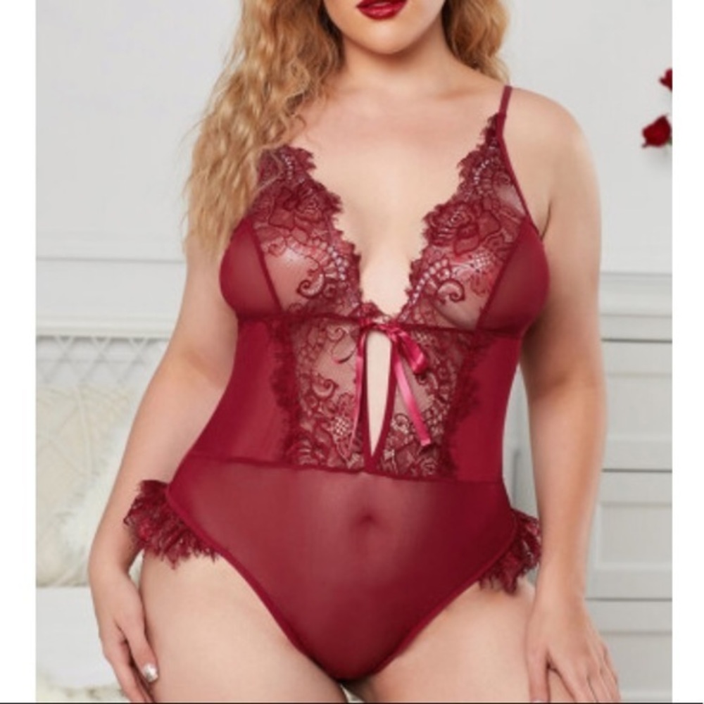 Red eyelash design accent deep V-neck mesh Teddy bodysuit lingerie NEW plus size